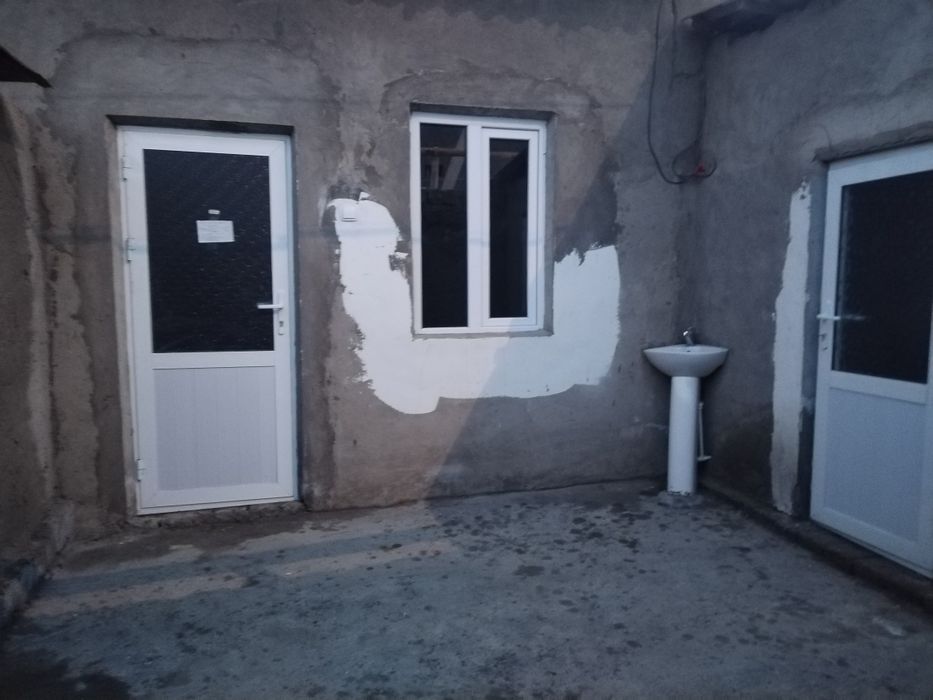 Срочно 1хонали участка сотилади Бектемир туманида куйликка якин