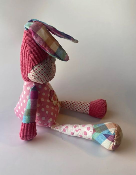 Ръчно изработена играчка заек