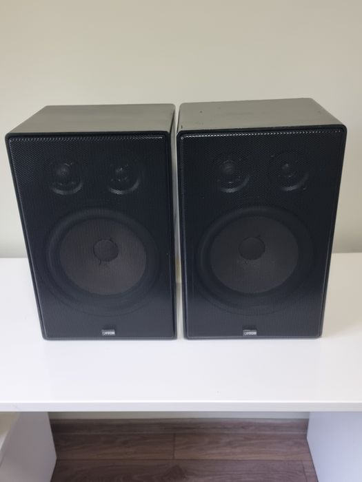 Тонколони Canton GLE 70