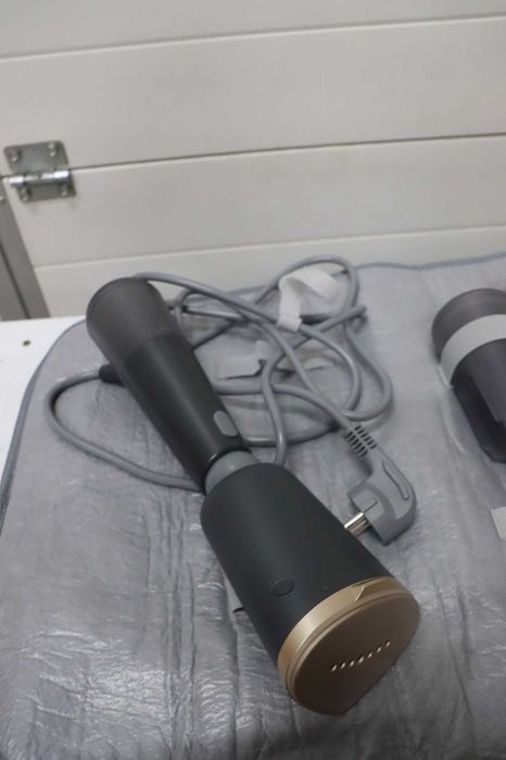 Преносима вертикална ютия Philips Series 5000 бързо нагряване STH5030