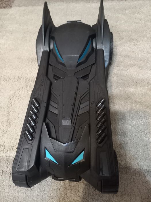 Батмобил Spin Master с фигурка на Батман. Радио управляема кола .