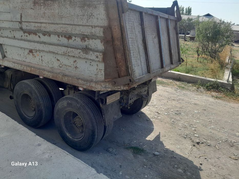 Kamaz sotiladi 10 tonnalik
