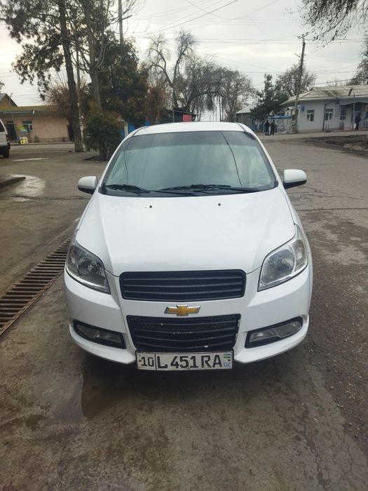 Nexia 3 srochna sotiladi