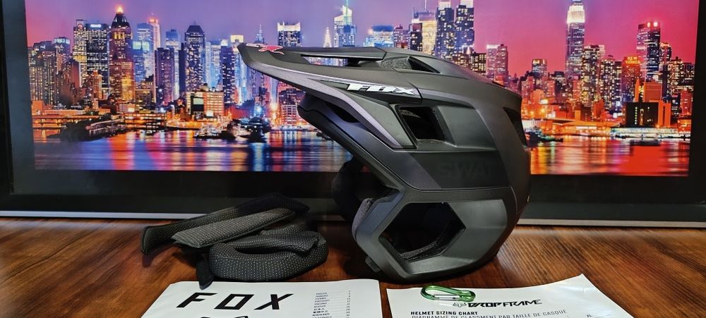 mtd dh шлем от бренда FOX drop frame