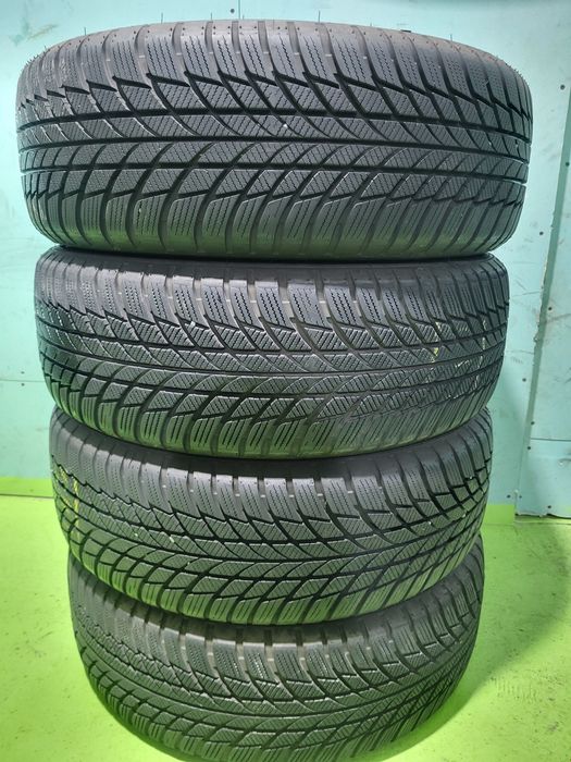 4 бр зимни 205/60/17 Bridgestone