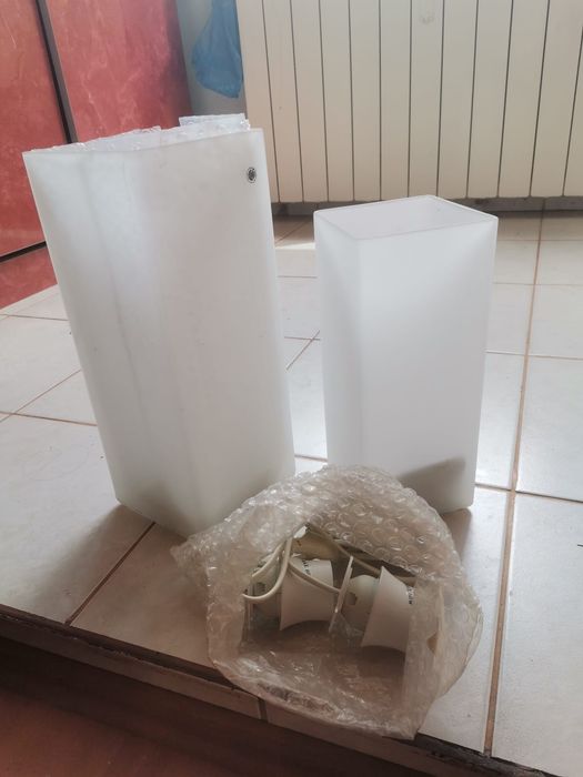 Set doua veioze albe