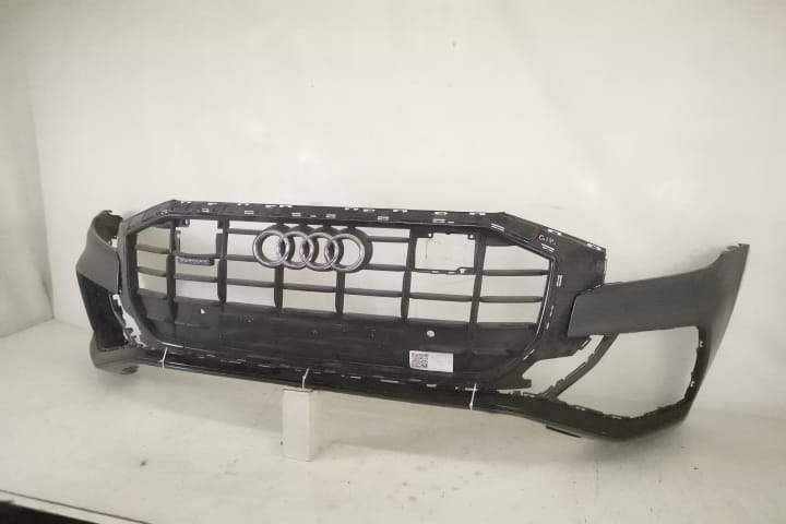 Предна броня Оригинална С Централна Решетка На Радиатора В Добро Състо