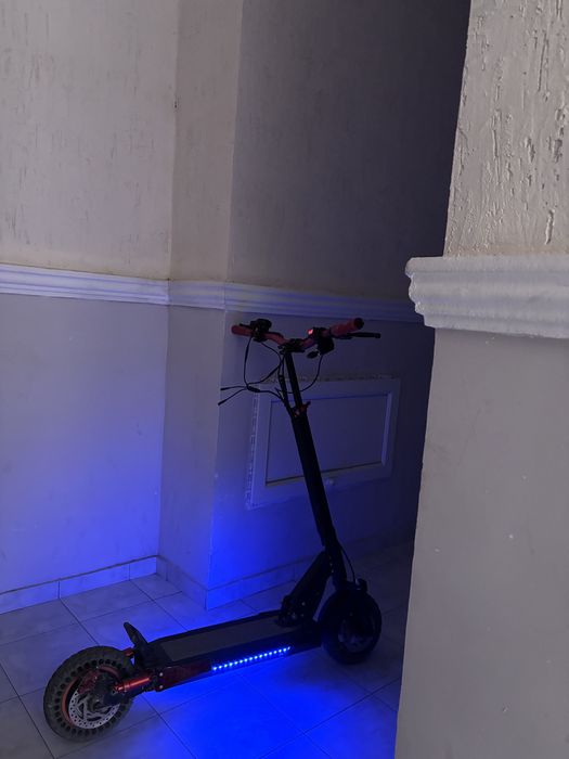 Электро самакат kugo m4 pro