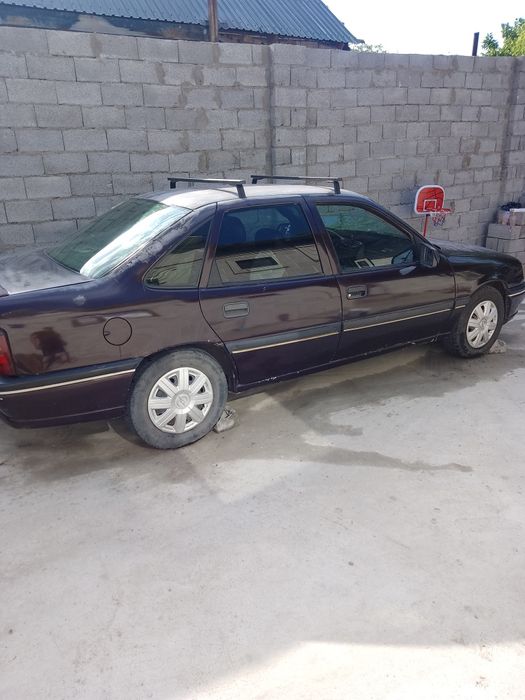 Опель вектра 1990