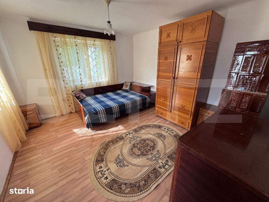 Casa de vacanta, de vanzare, cu 4 camere, 165 mp, zona Vulcana Pandele