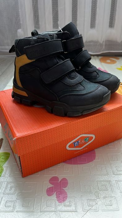 Продам детскую одежду