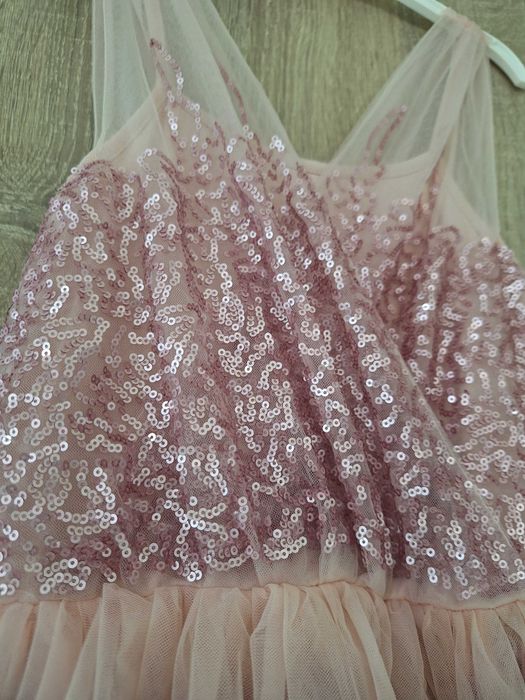 2 рокли за момиче HM, LC Waikiki  8-9год.