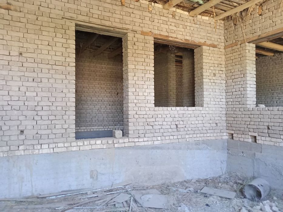 To'labeda uy sotiladi