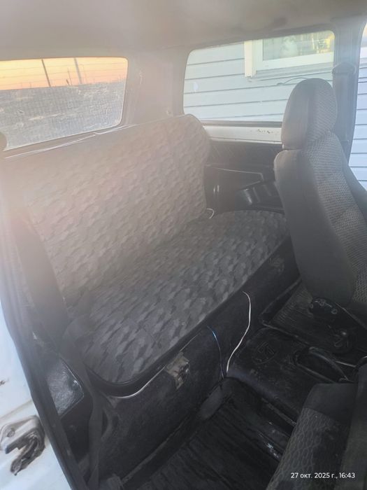 продам ниву 213 с. прицепом