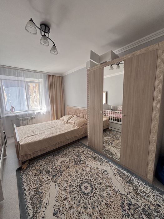 Продам спальный гарнитур