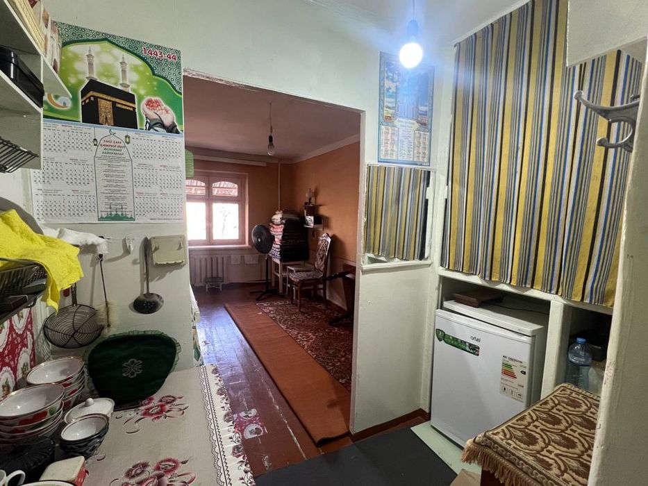 Срочно Продаётся 1/4/4 на Лисунова-2