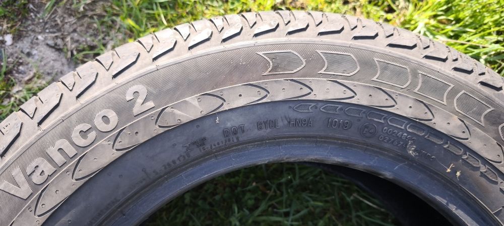 Cauciucuri continental 215 65 r16C