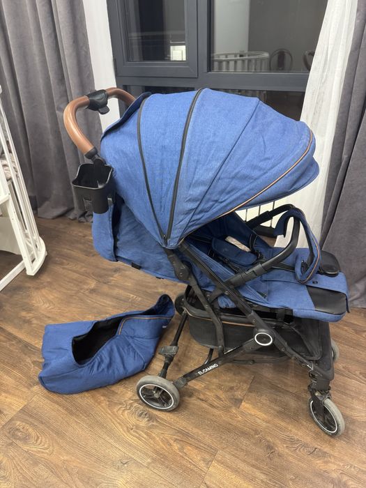 Коляска Прогулочная удобная легкая !