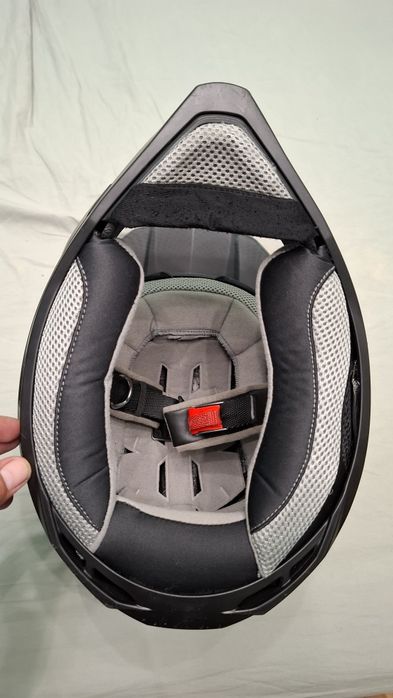 Vând casca caberg xtrace
