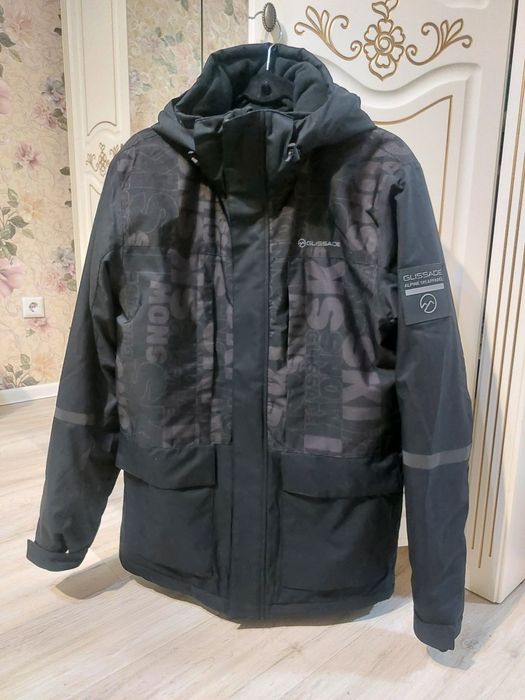 Продам новую куртку