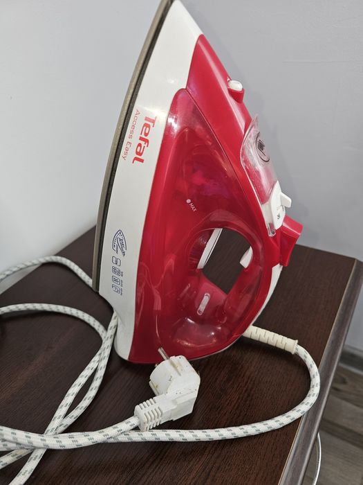 Fier de călcat cu aburi Tefal