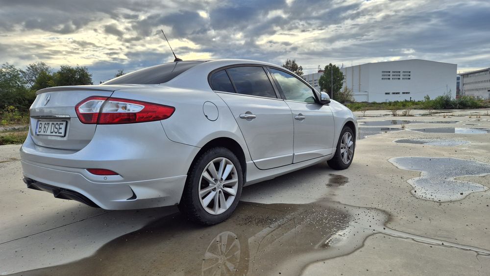 Renault Fluence 2.0 16v, 140cp, 71.000km