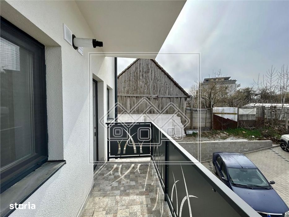 Apartament 3 camere, balcon, etaj 1, parcare - Zona Turnisor