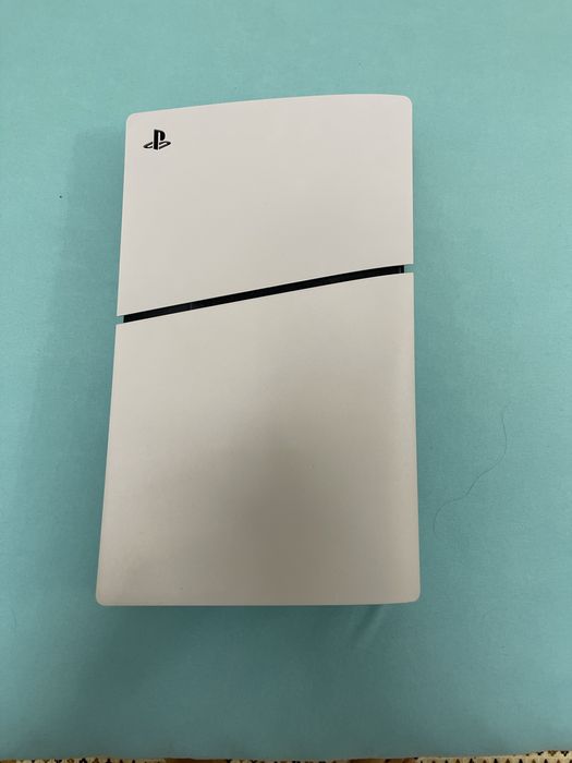 Vand ps5 in stare excelenta
