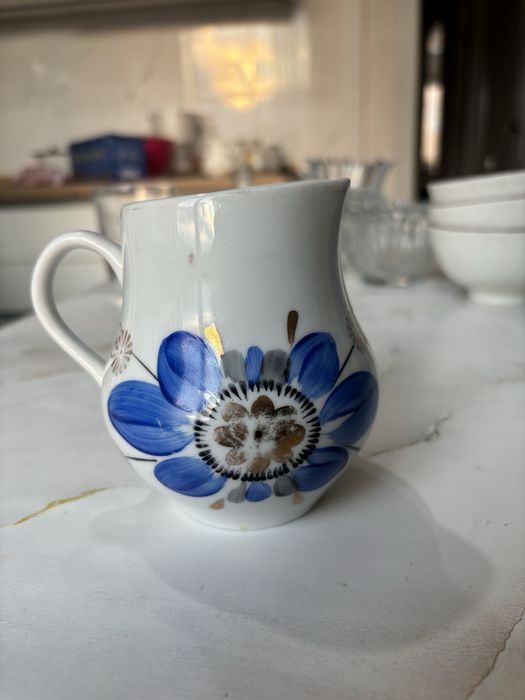 Продам  посуды по -200т