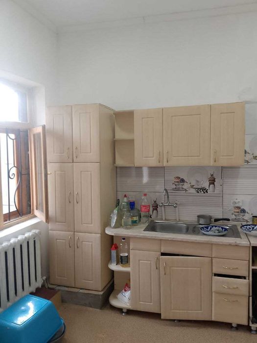 Продается дом с участком 8 сот. в 15 мин. от Ташкента (бывш Политодел)