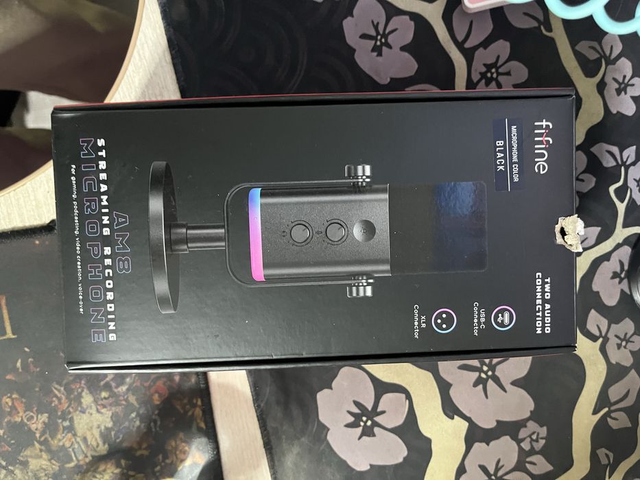 Продам топовый микрофон Fififne AM8