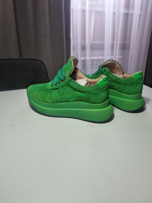 Кросовки женские 39р маломерит