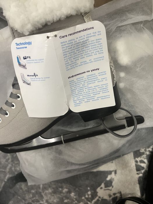 Продам Коньки новые