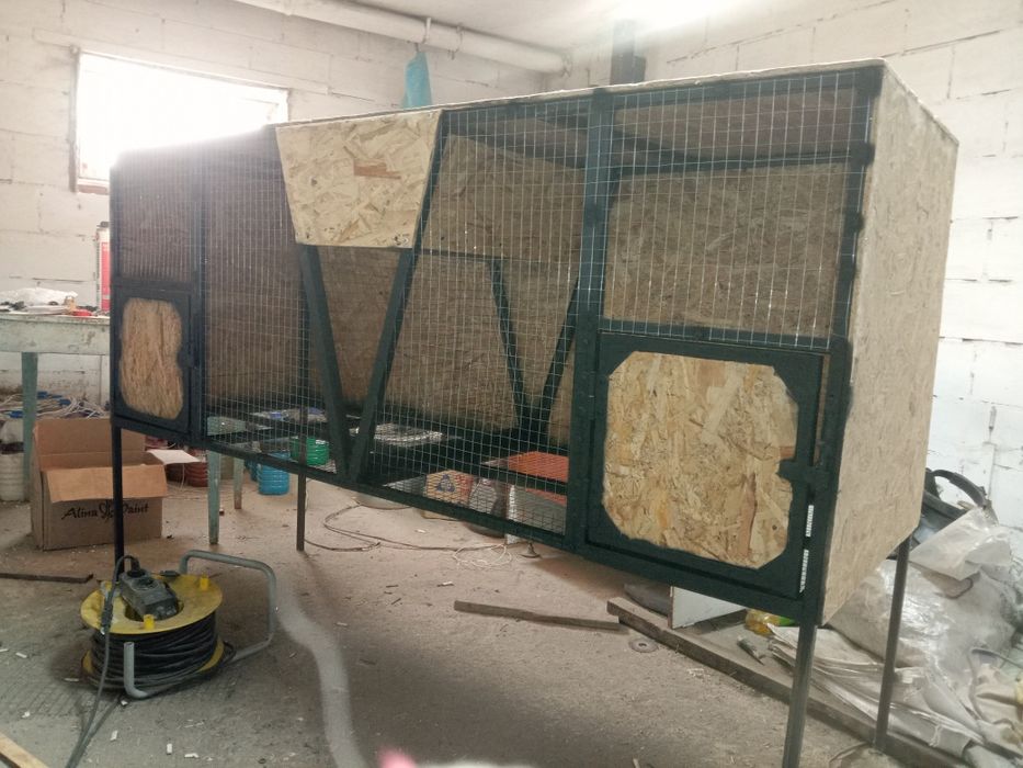 Продам клетку для кроликов