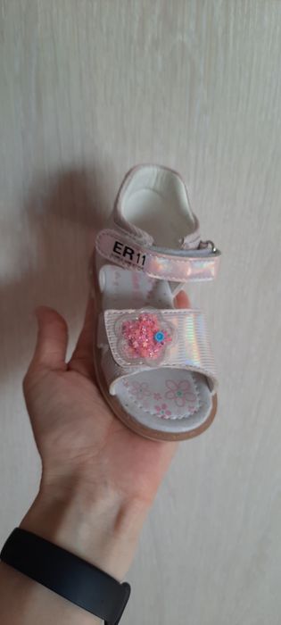 Летние сандали на девочку