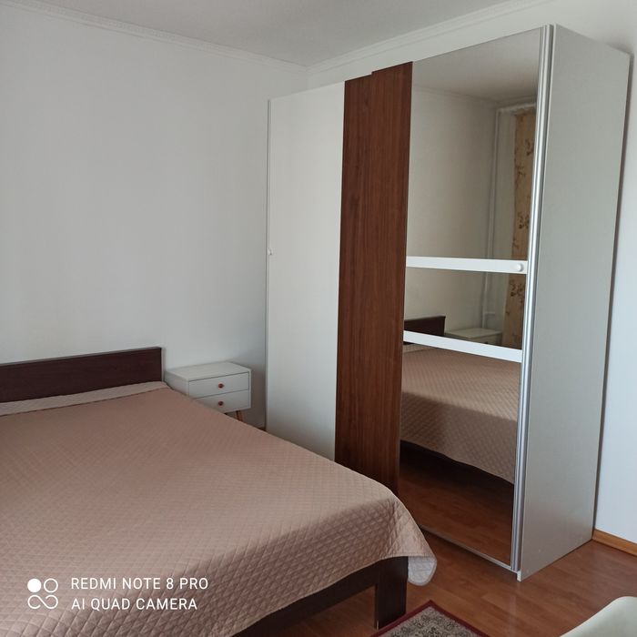 Proprietar închiriez apartament 3 camere Vitan mall, unmobilat,utilat,renovat modern 80 m fără comision 650 euro