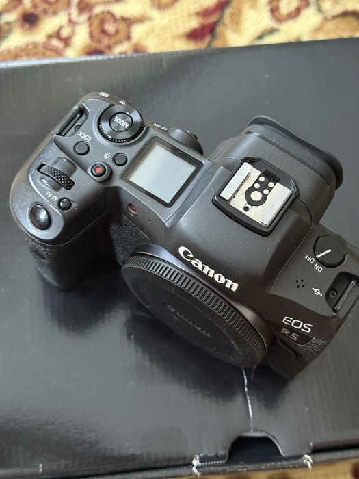 Canon R5 sotiladi idiyal