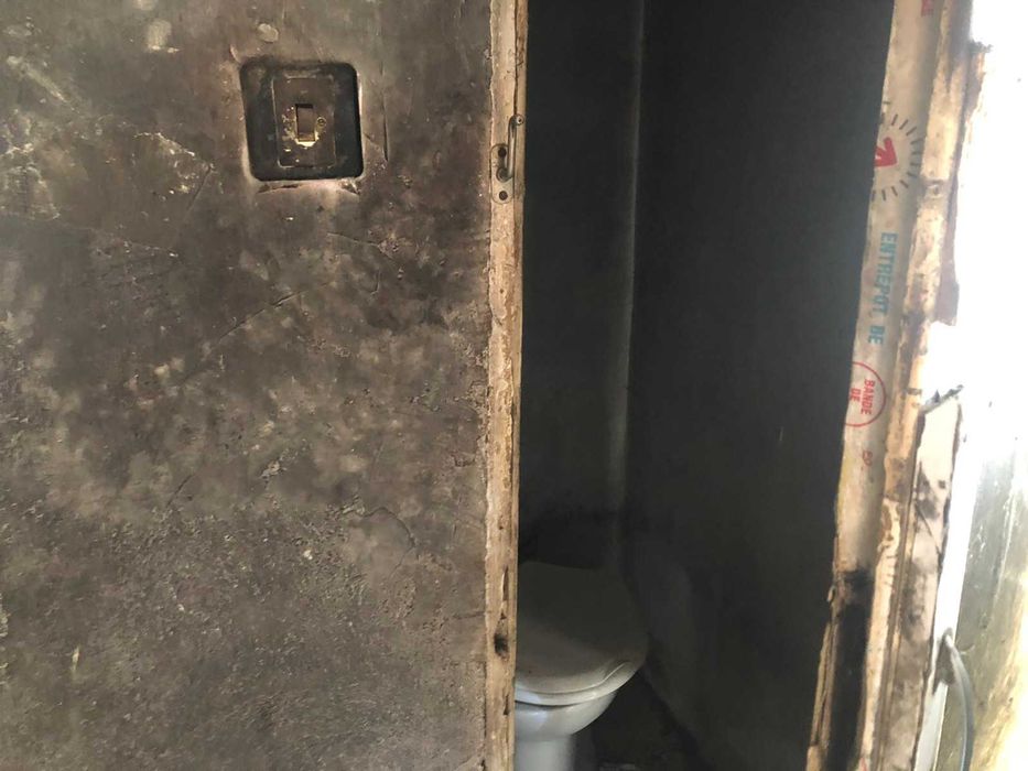 Продава се Къща в Пловдив, Център - 140 кв.м за 608 €/кв.м - Снимка #14