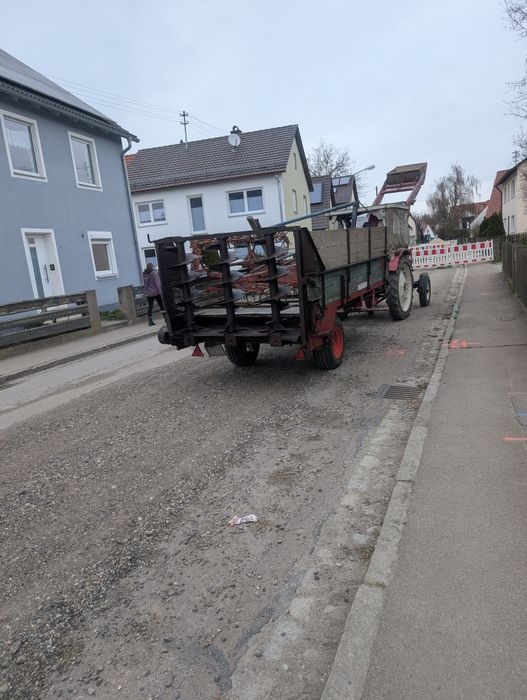 Vând remorca gunoi 4 t