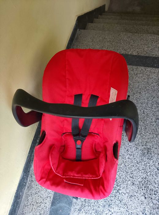 Детска седалка/кошница за автомобил