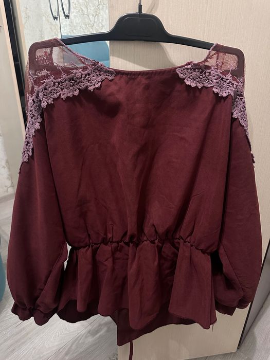 Одежда, платья, футболки