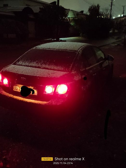 Lasetti. Cruze 1.6