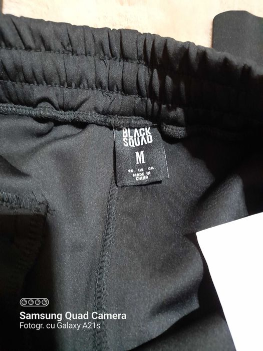 Vând pantaloni trening