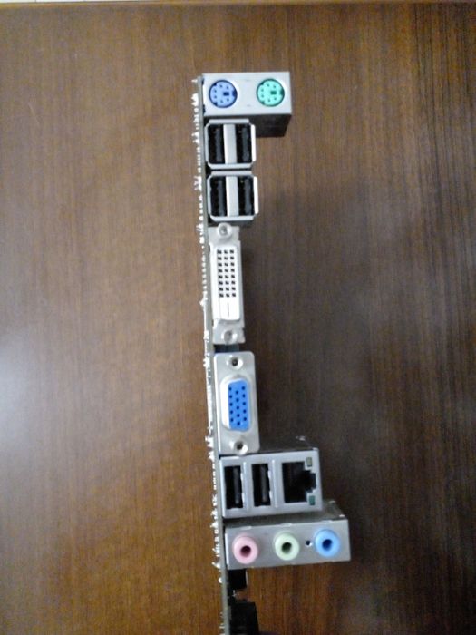 Продам материнскую плату