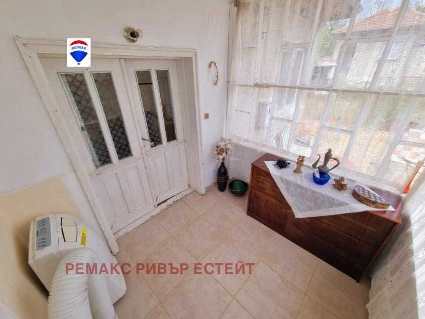 Селска къща за продажба с. Голямо Враново