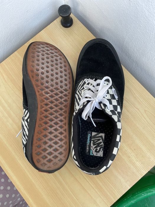Vans обувки-унисекс- 40ти номер