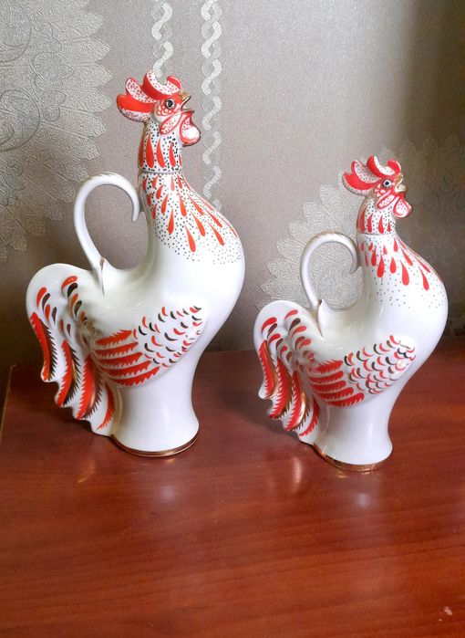 Графин красный петух