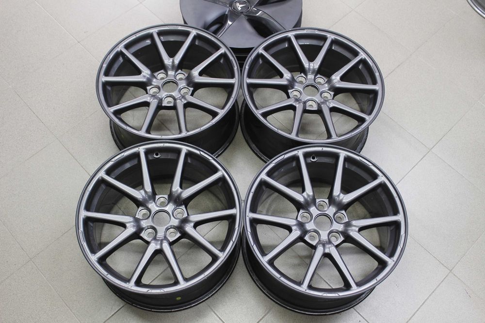 Джанти 18" Tesla Model 3