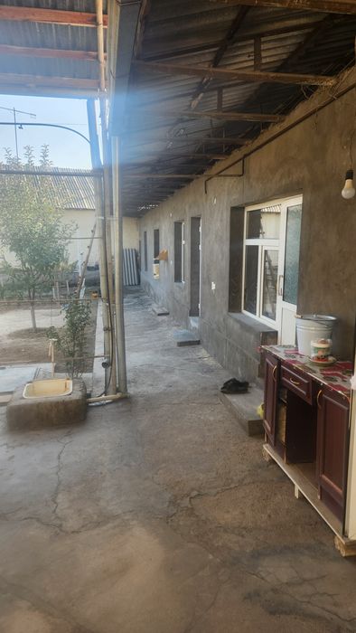 "Уй сотилади."...