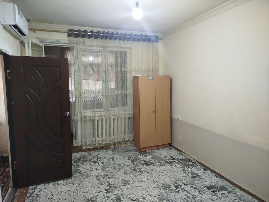 Чилонзор 19 кв. 1/4/4. Оилага